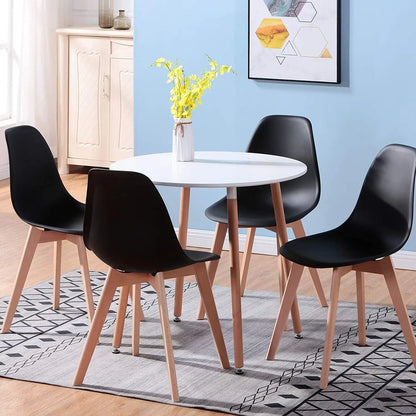 Chaise Alexine — finition noir, bois massif, style nordique