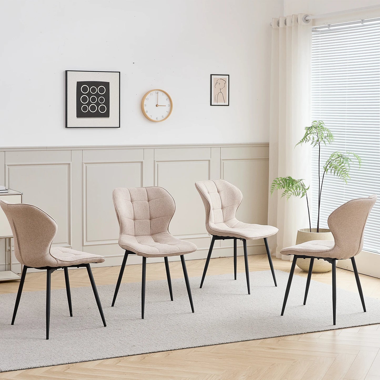 Chaise Cyril — finition noir, métal, design contemporain