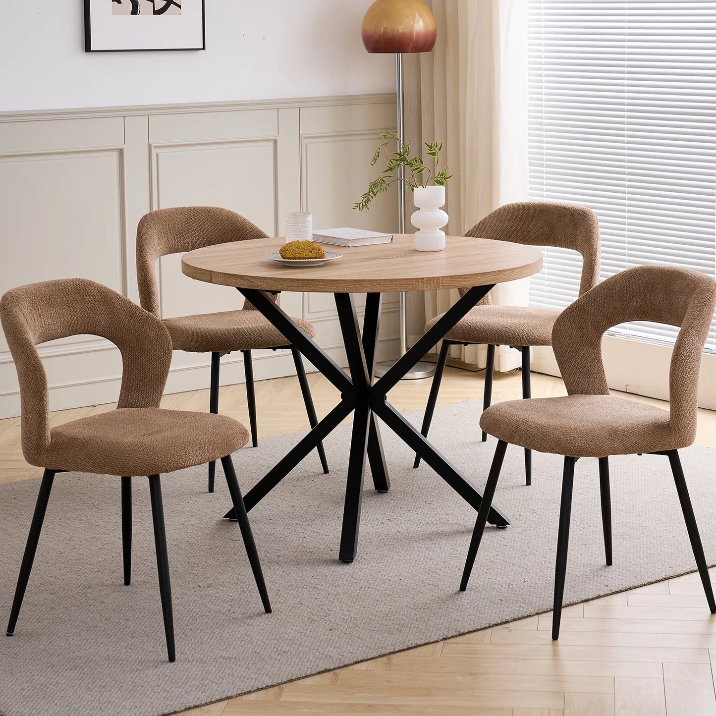 Chaise Suzanne — finition noir, métal, design contemporain