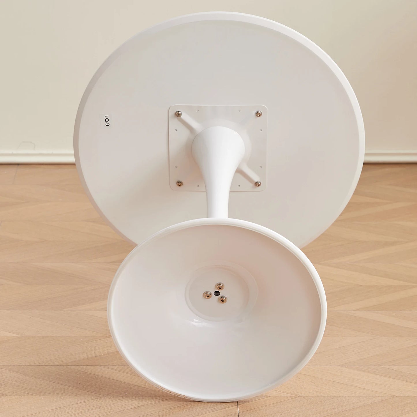 Table de salle à manger Claude — finition blanche, design contemporain, ronde
