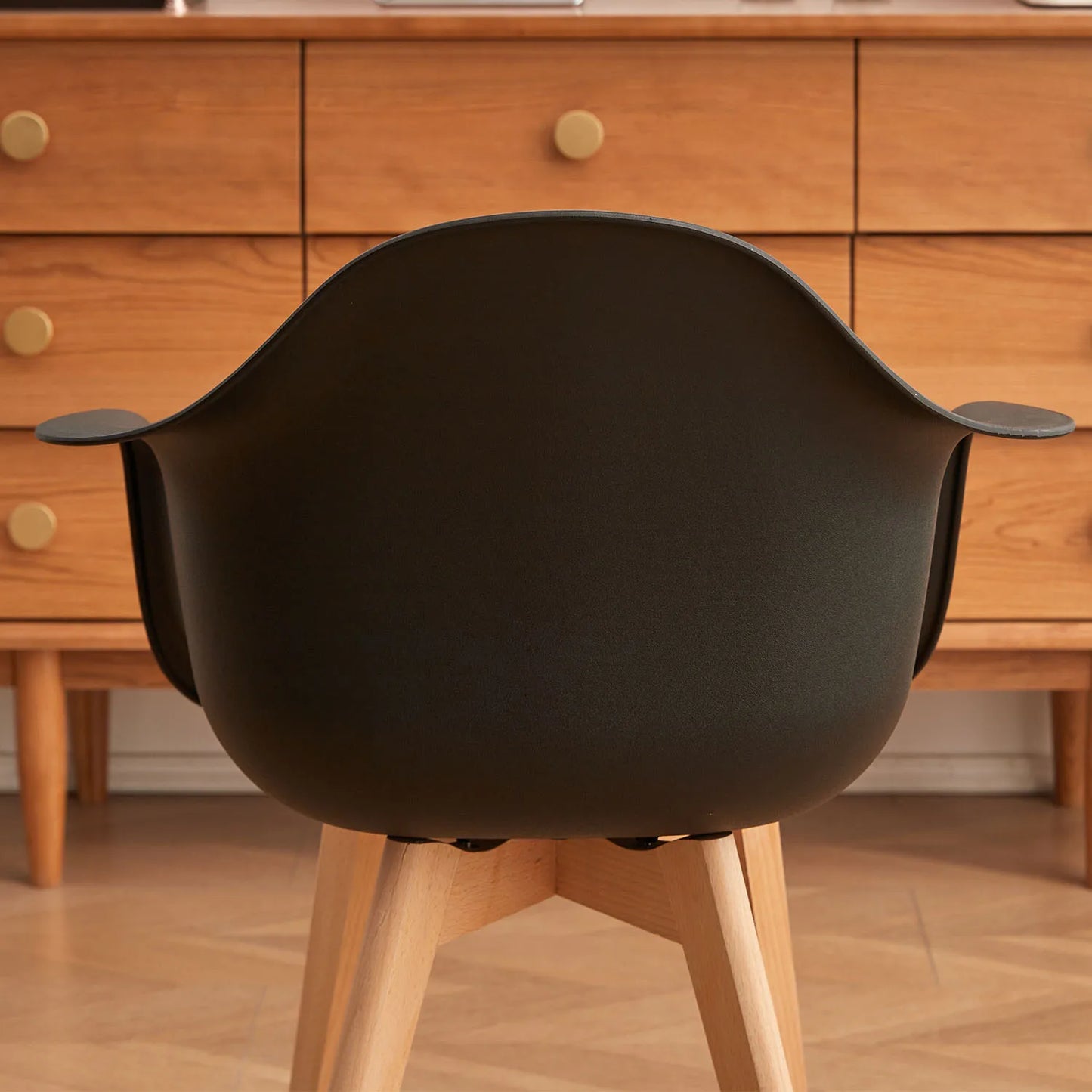 Chaise Anselme — design contemporain
