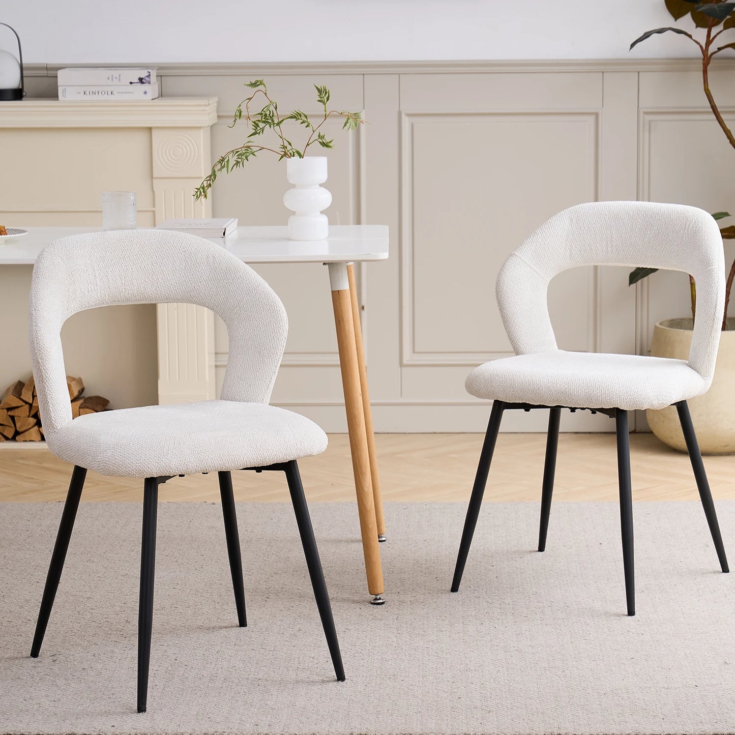 Chaise Suzanne — finition noir, métal, design contemporain