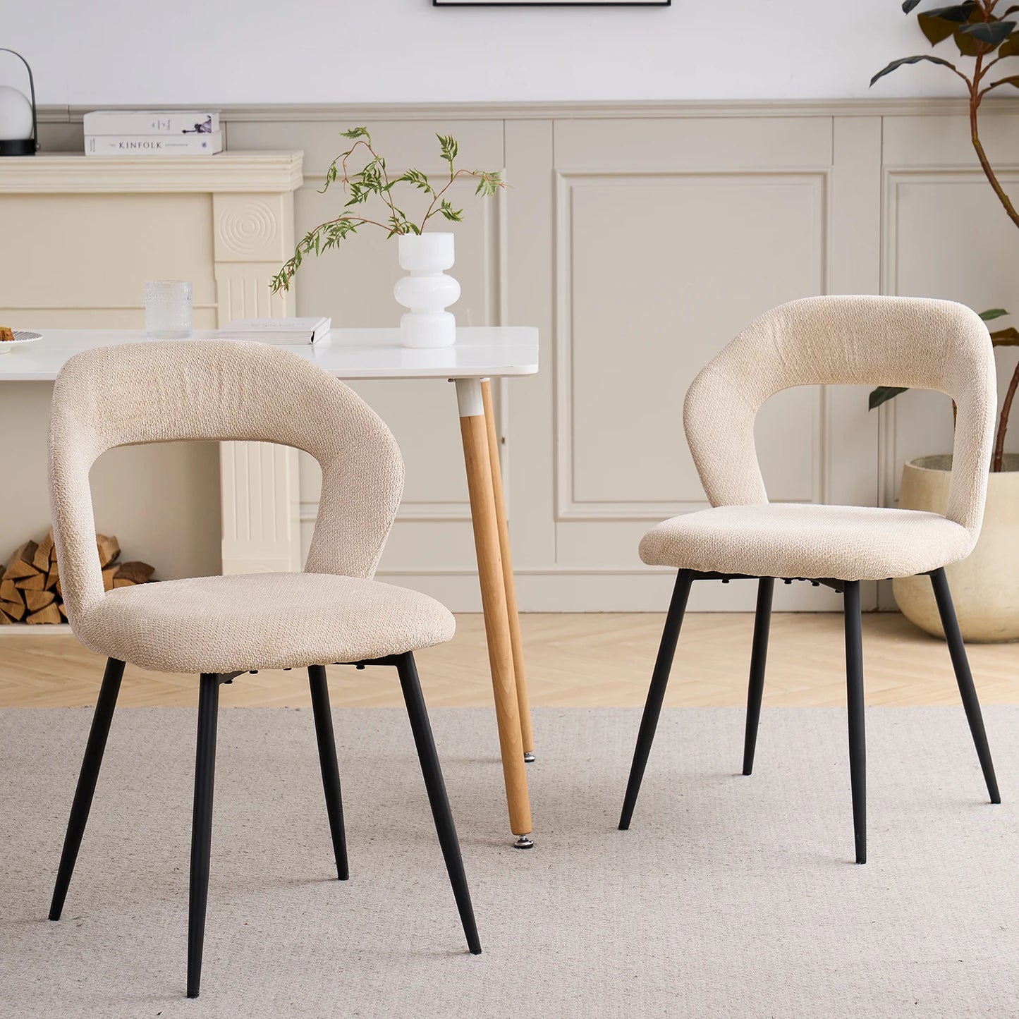 Chaise Suzanne — finition noir, métal, design contemporain
