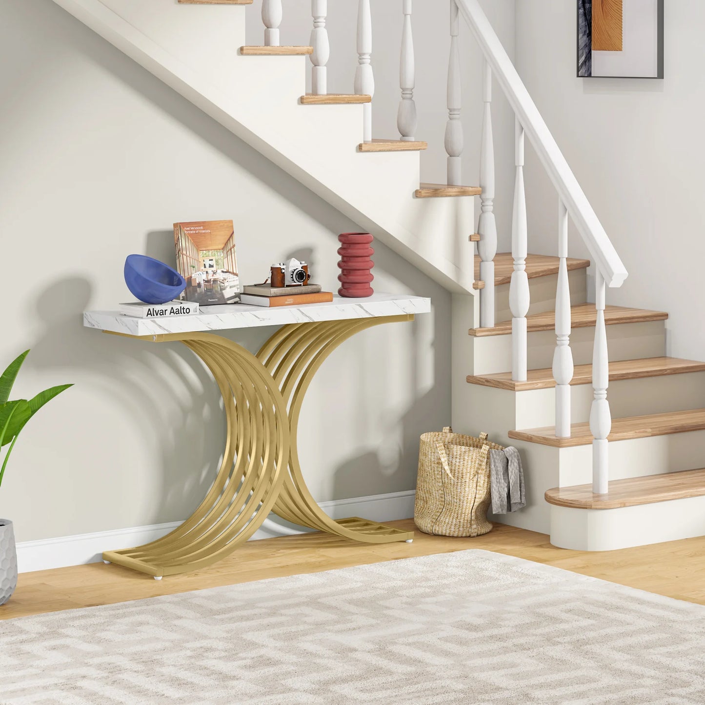 Console Maxime — finition dorée, design contemporain