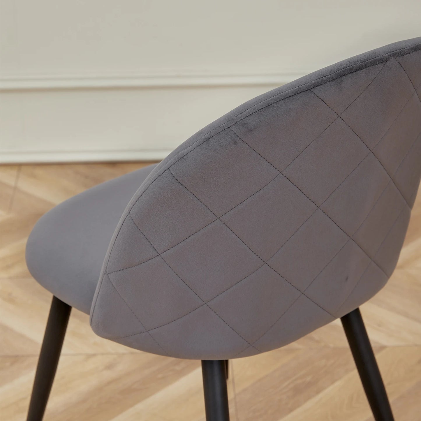 Chaise Caroline — velours, style nordique