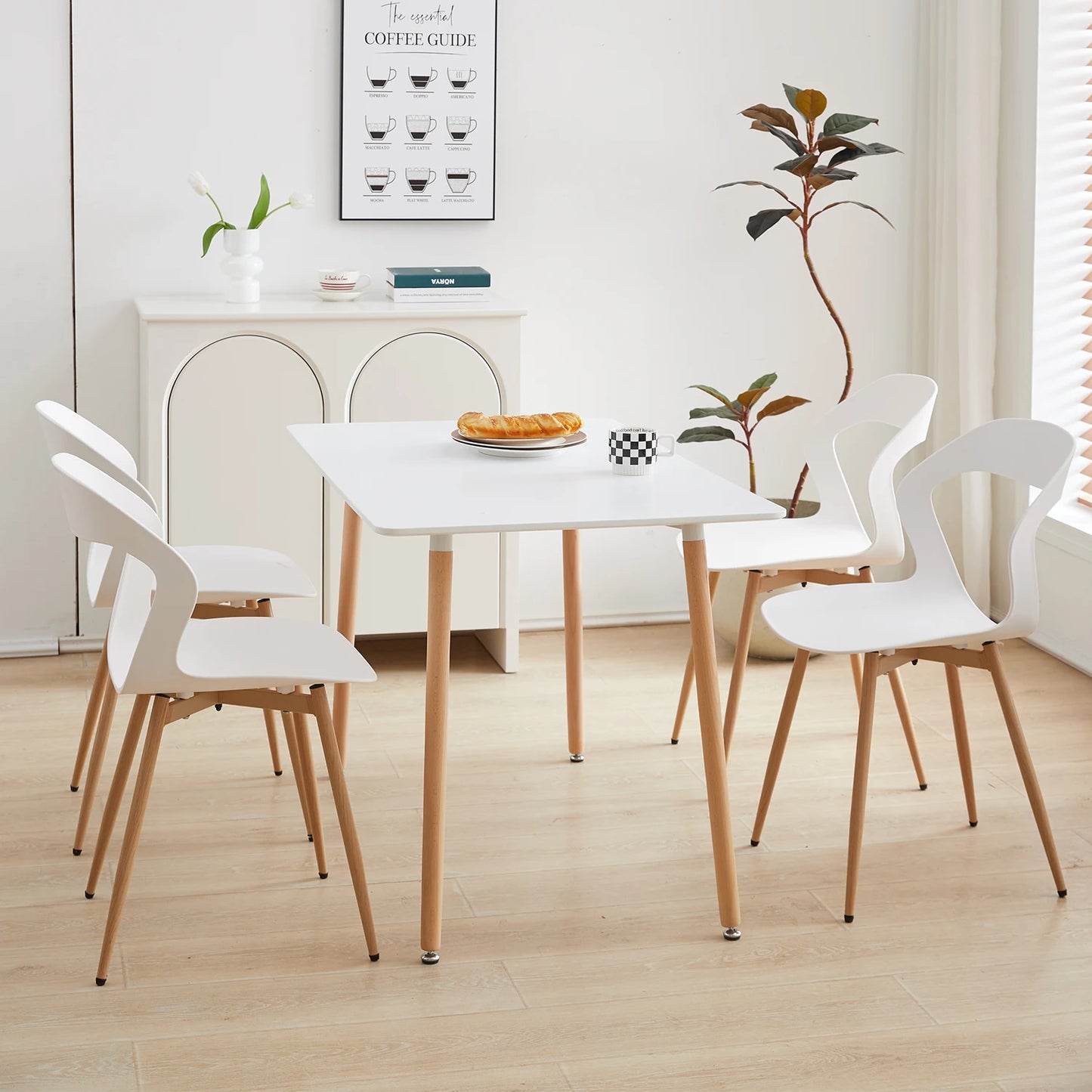 Chaise Bastien — finition blanche, style nordique